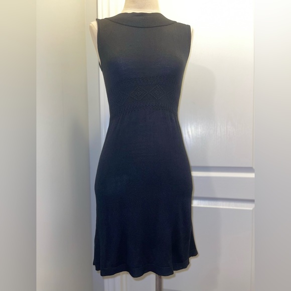 Max Studio sleeveless knit dress. - Picture 2 of 4